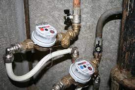 L’Amministratore può denunciare chi ruba energia / acqua condominiale