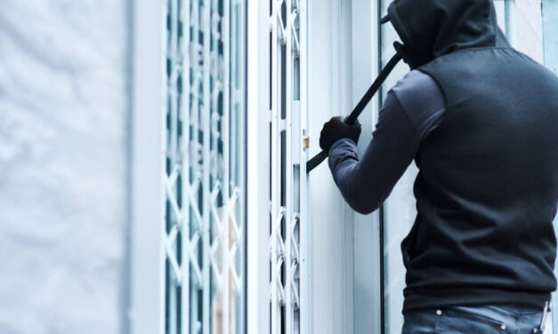 Vacanze, cresce la paura di furti e occupazioni abusive. Dieci regole per partire senza brutte sorprese